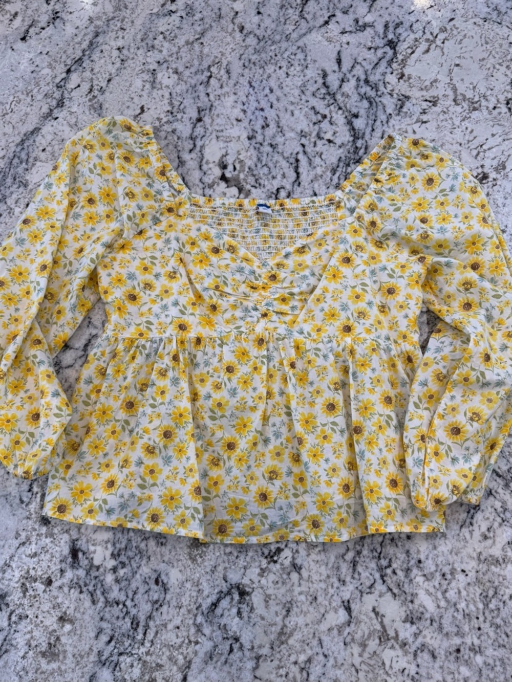 Old Navy Sunflower Floral Smocked Peplum Top | Puff Sleeve Cottagecore Boho - Picture 4 of 10